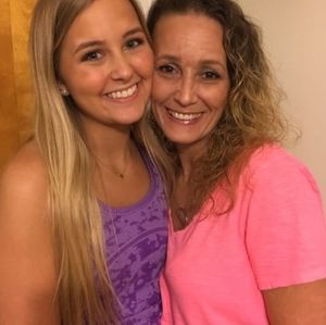 Meet your Posher, Dana